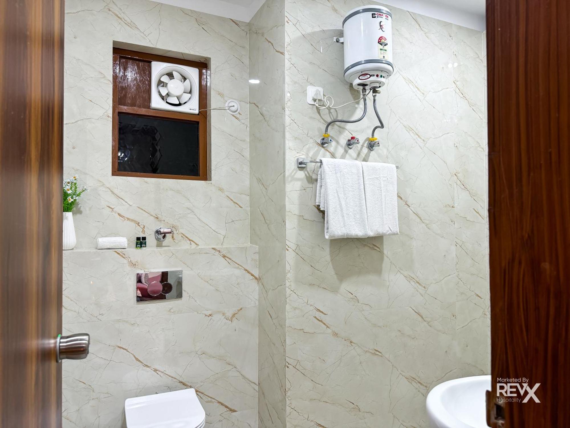 Guru Sadan A Luxe Stay Ayodhya Exterior foto
